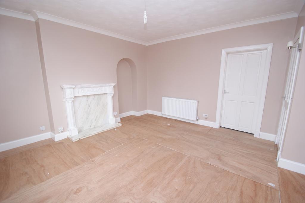 2 Bedroom Midterraced House For Sale in Clarence Street, Clydebank