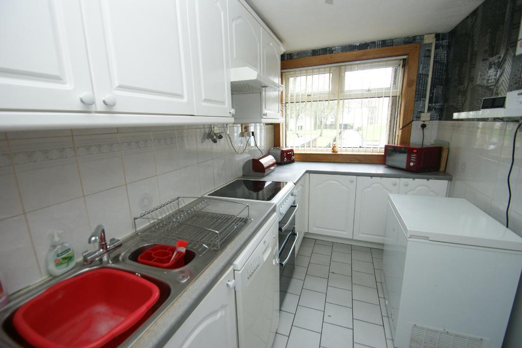 2 Bedroom Mid Terraced House For Sale In Glaive Road Knightswood G13